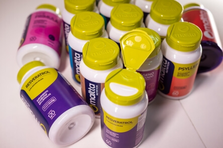Você sabia que nem toda vitamina é igual? Entenda as diferenças entre isoladas e associadas 